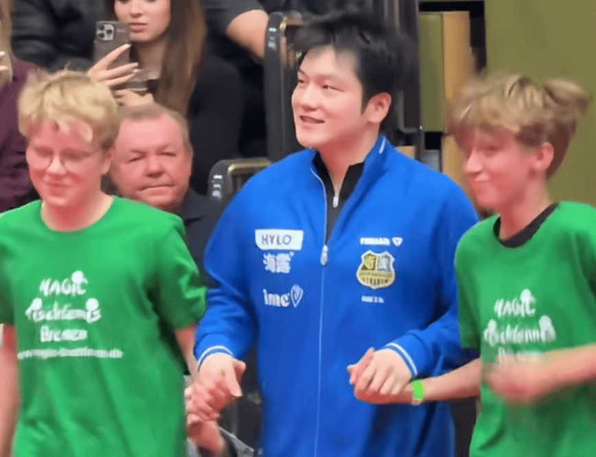 樊振东又赢了！德甲常规赛主场“最后一舞”，独得2分再立头功